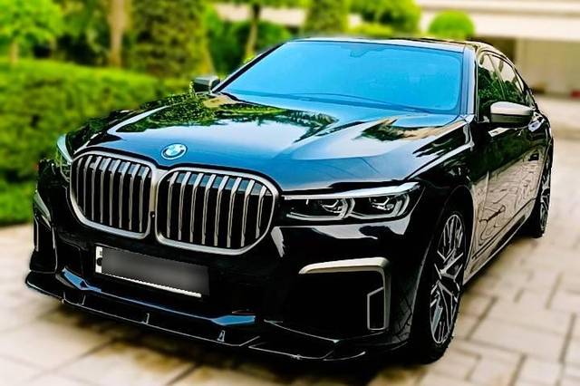 https://images10.gaadi.com/usedcar_image/3699218/original/processed_d709c9df-4023-4f71-b6f1-274e32e43a3f.jpg?imwidth=6401