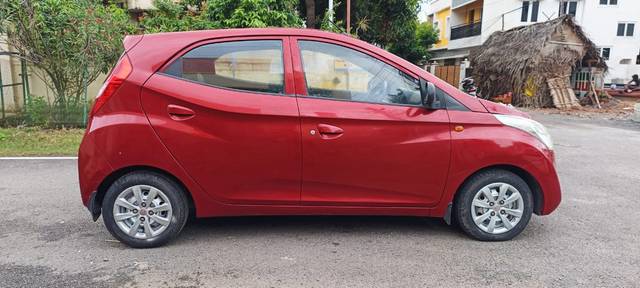 https://images10.gaadi.com/usedcar_image/3699224/original/img2926868__used_car_2926868_1701517458.jpg?imwidth=6401
