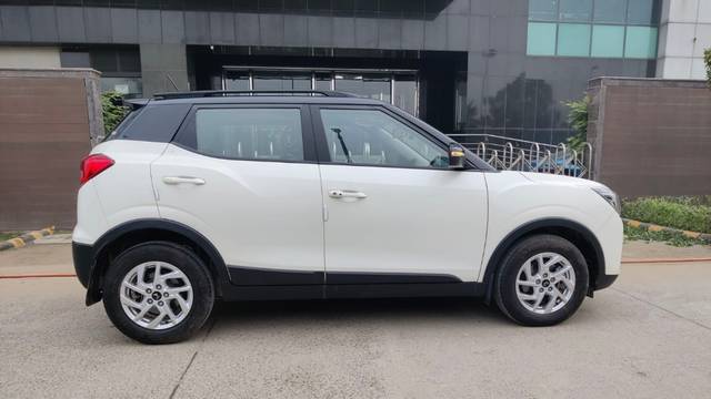 https://images10.gaadi.com/usedcar_image/3699251/original/img2926879__usedcar_img_5194_2926879_1701518308.jpg?imwidth=6401
