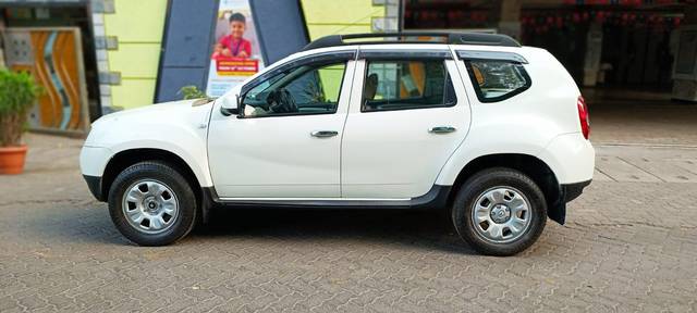 https://images10.gaadi.com/usedcar_image/3699261/original/processed_img2926884__usedcar_whatsappimage2023_11_10at111935am_2926884_1701518510.jpeg?imwidth=6401