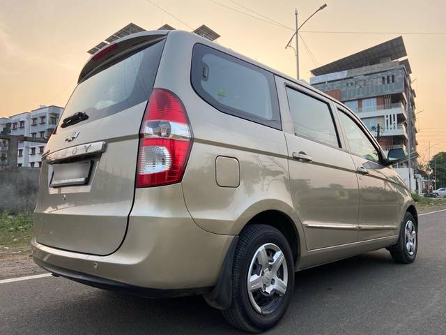 https://images10.gaadi.com/usedcar_image/3699269/original/processed_img2926889__used_car_2926889_1701518709.jpg?imwidth=6402