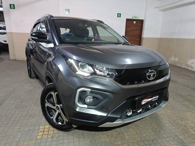 https://images10.gaadi.com/usedcar_image/3699282/original/processed_img2926895__usedcar_img_20231202_wa0049_27821701518944_1701519013.jpg?imwidth=6400