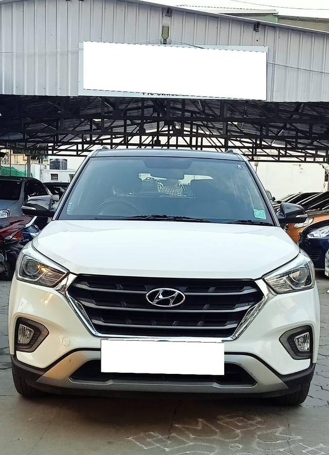 https://images10.gaadi.com/usedcar_image/3699297/original/processed_img2926904__usedcar_1_2926904_1702379733.jpeg?imwidth=6400