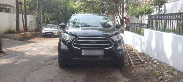 https://images10.gaadi.com/usedcar_image/3699327/original/25__VCC_1823873_94_1700912459.jpg?imwidth=6401