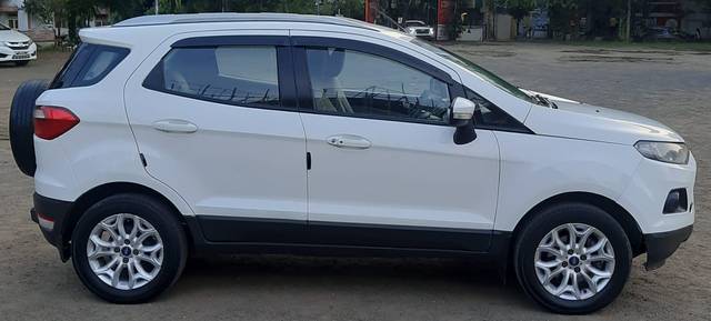 https://images10.gaadi.com/usedcar_image/3699338/original/img2926933__usedcar_whatsappimage2023_09_19at70640pm_1__8171701519307_1701519866.jpeg?imwidth=6401