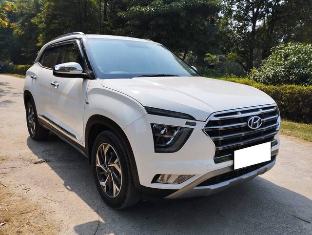 https://images10.gaadi.com/usedcar_image/3699349/original/processed_img2926941__used_car_2926941_1701520860.jpg?imwidth=6400