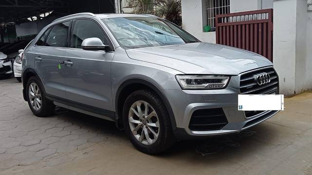 https://images10.gaadi.com/usedcar_image/3699357/original/processed_img2926948__usedcar_3_5701701520920_1701520941.jpeg?imwidth=6400