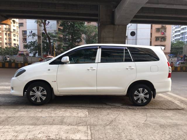https://images10.gaadi.com/usedcar_image/3699432/original/img2926998__usedcar_whatsappimage2023_12_02at53352pm_1__2926998_1701522495.jpeg?imwidth=6401