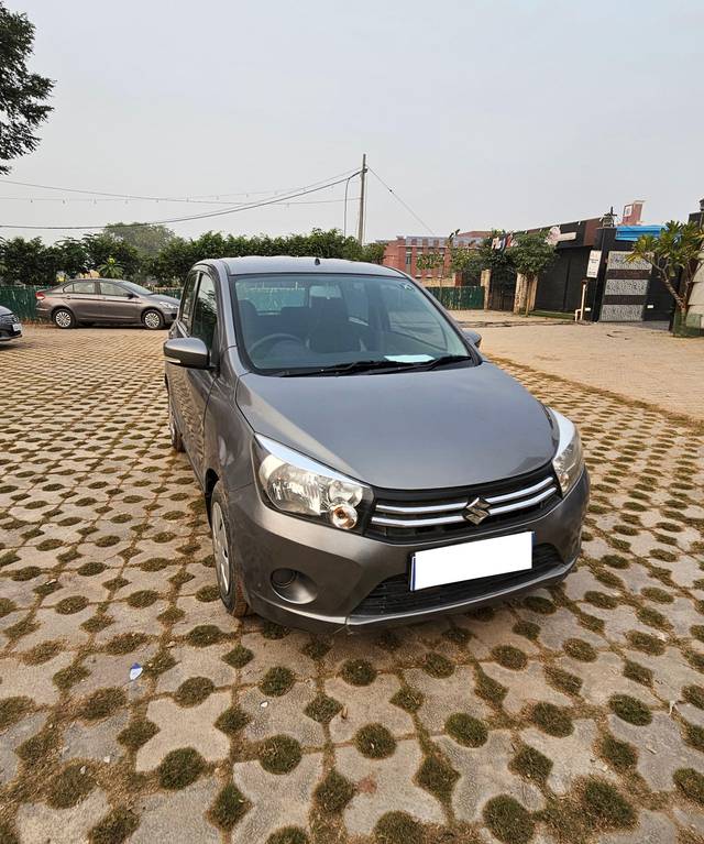 https://images10.gaadi.com/usedcar_image/3699434/original/processed_img2927000__used_car_2927000_1701524037.jpg?imwidth=6400