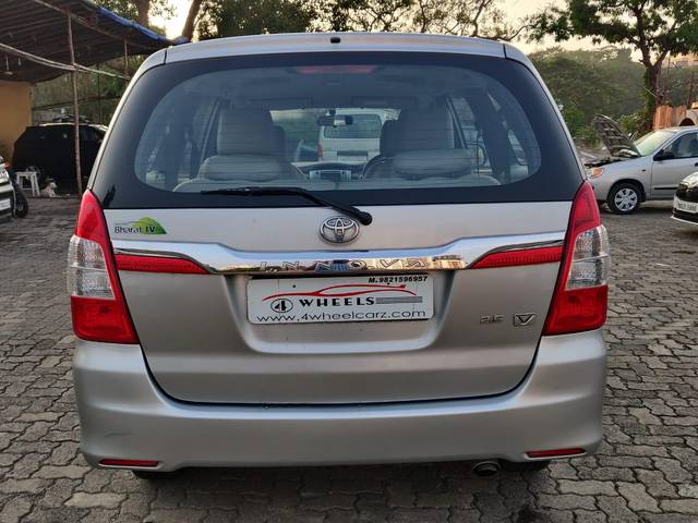 https://images10.gaadi.com/usedcar_image/3699435/original/processed_img2927001__usedcar_whatsappimage2023_12_02at55721pm_1__2927001_1701523198.jpeg?imwidth=6402