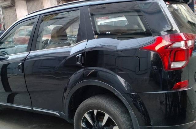 https://images10.gaadi.com/usedcar_image/3699437/original/processed_img2927003__used_car_2927003_1701522541.jpg?imwidth=6402