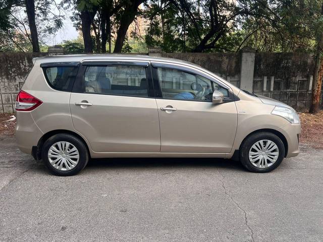 https://images10.gaadi.com/usedcar_image/3699447/original/processed_img2927010__usedcar_img_20231202_wa0068_27821701522676_1701522721.jpg?imwidth=6401