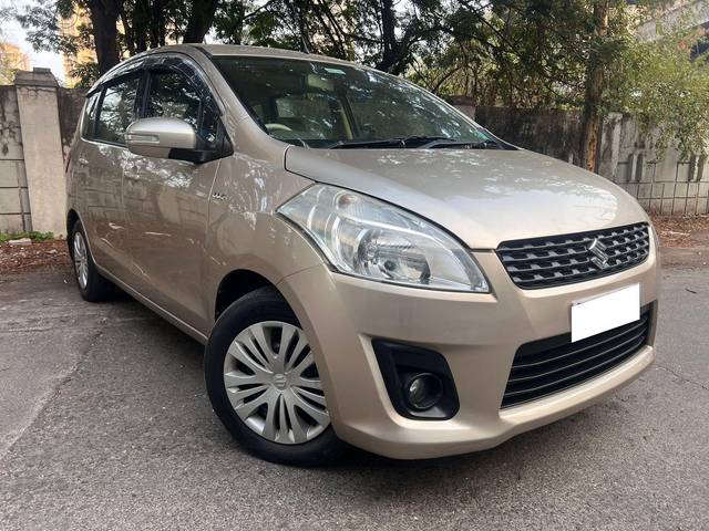 https://images10.gaadi.com/usedcar_image/3699447/original/processed_img2927010__usedcar_img_20231202_wa0072_27821701522676_1701522720.jpg?imwidth=6400