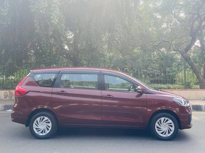 Maruti Ertiga CNG VXI Maruti Ertiga CNG VXI