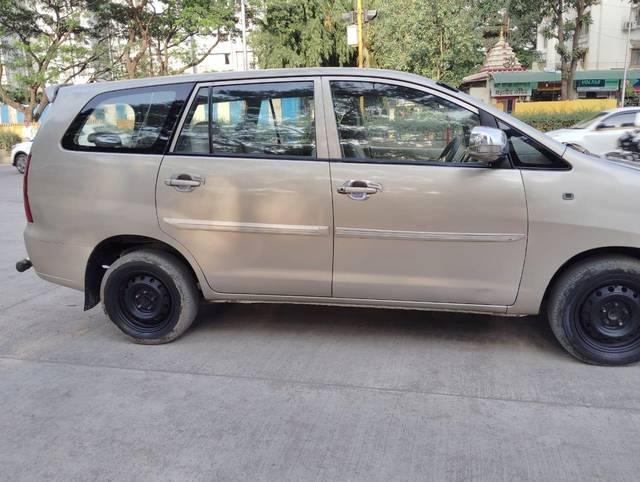 https://images10.gaadi.com/usedcar_image/3699514/original/processed_img2927057__used_car_2927057_1701524271.jpg?imwidth=6401