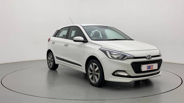 https://images10.gaadi.com/usedcar_image/3699515/original/31d0aa26-f0e3-4e8c-aa78-b616b0d6eb16__43.jpg?imwidth=6400