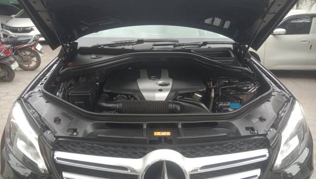 https://images10.gaadi.com/usedcar_image/3699516/original/img2927059__usedcar_17_5701701524208_1701524225.jpeg?imwidth=6401
