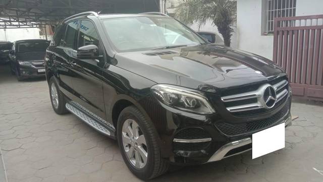 https://images10.gaadi.com/usedcar_image/3699516/original/processed_img2927059__usedcar_3_5701701524208_1701524224.jpeg?imwidth=6400