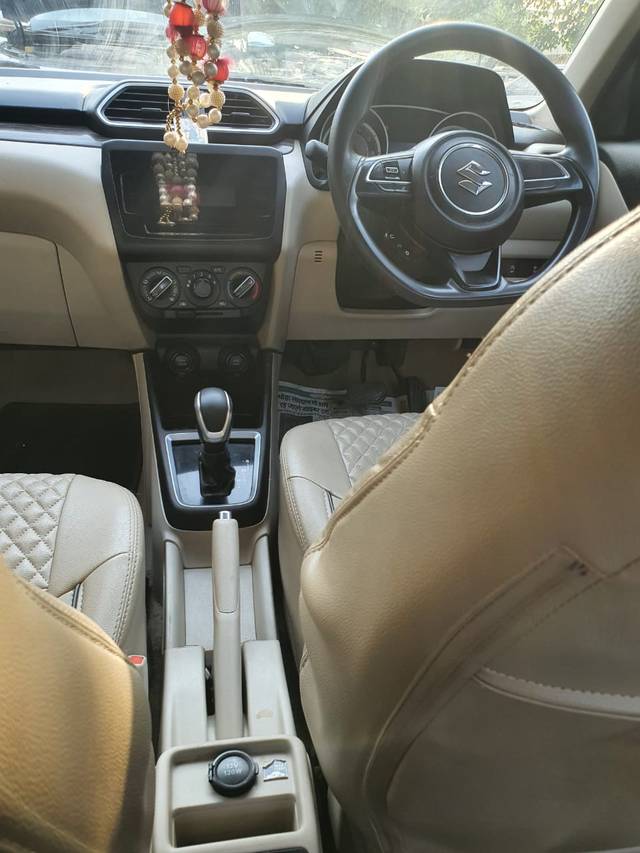 https://images10.gaadi.com/usedcar_image/3699540/original/img2927070__used_car_2927070_1701525010.jpg?imwidth=6402