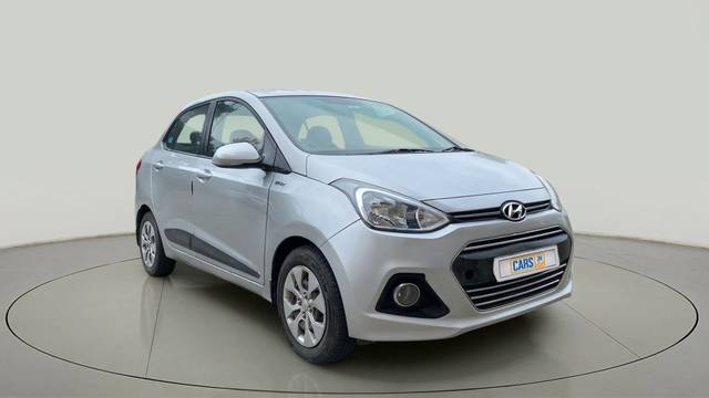 https://images10.gaadi.com/usedcar_image/3699551/original/eec8fc2f08db7d20a994d48805ad8c6e.jpg?imwidth=6400