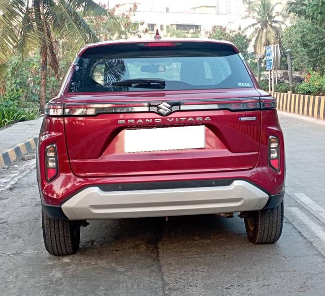https://images10.gaadi.com/usedcar_image/3699553/original/processed_img2927074__usedcar_05081242_c241_44cc_ba78_caf2d9bbd861_5731701525207_1701525215.jpg?imwidth=6402