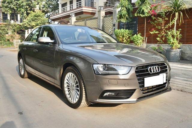 https://images10.gaadi.com/usedcar_image/3699572/original/processed_img2927079__used_car_2927079_1701526130.jpg?imwidth=6400