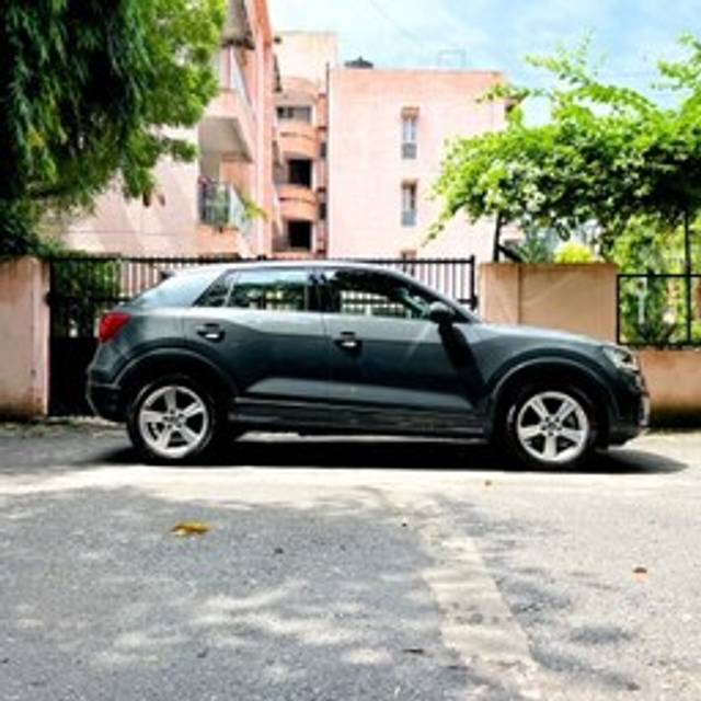 https://images10.gaadi.com/usedcar_image/3699587/original/img2927081__used_car_2927081_1701527267.jpg?imwidth=6401
