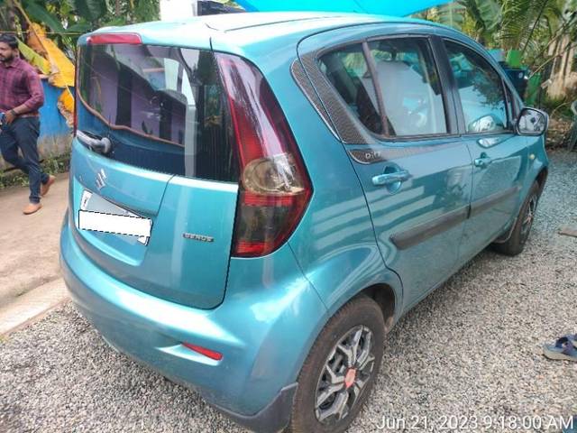 https://images10.gaadi.com/usedcar_image/3699649/original/processed_2613a7e9-137c-4a78-8d31-51a6bf3f8a22.jpg?imwidth=6402