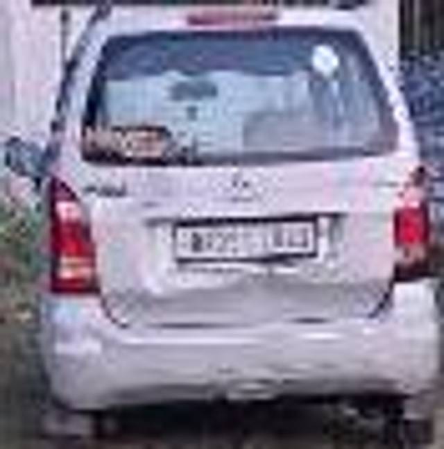 https://images10.gaadi.com/usedcar_image/3699775/original/processed_9e6bacc6-bfed-4b0e-9042-da3532111191.jpg?imwidth=6401