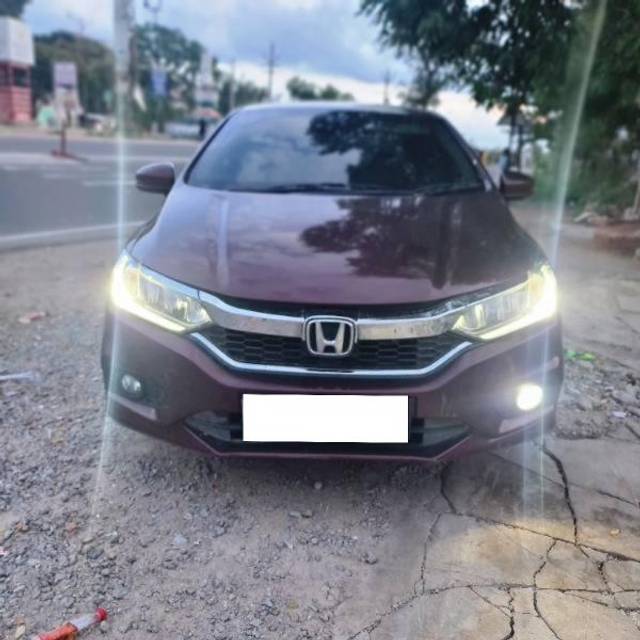 https://images10.gaadi.com/usedcar_image/3699887/original/processed_b0db53d0-321b-4bd1-830b-065964820c9e.jpg?imwidth=6400