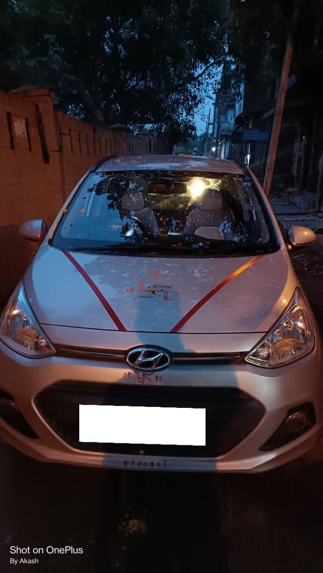 https://images10.gaadi.com/usedcar_image/3699966/original/processed_img2927124__used_car_2927124_1701575026.jpg?imwidth=6400