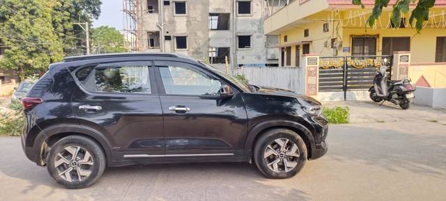 https://images10.gaadi.com/usedcar_image/3699981/original/img2927127__used_car_2927127_1701596717.jpg?imwidth=6401