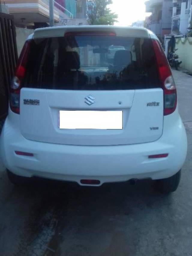 https://images10.gaadi.com/usedcar_image/3700004/original/processed_f33a368d-aa20-4091-8edb-b21c1586e7a3.jpg?imwidth=6402