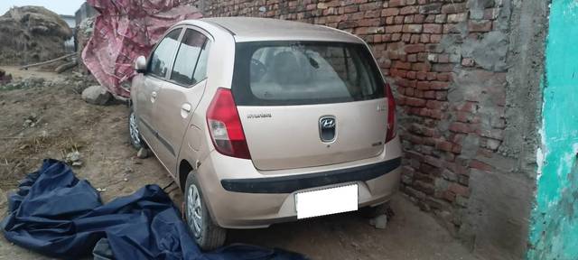 https://images10.gaadi.com/usedcar_image/3700023/original/processed_5408d09d-d9df-445b-80b4-04eb9afe3146.jpg?imwidth=6402