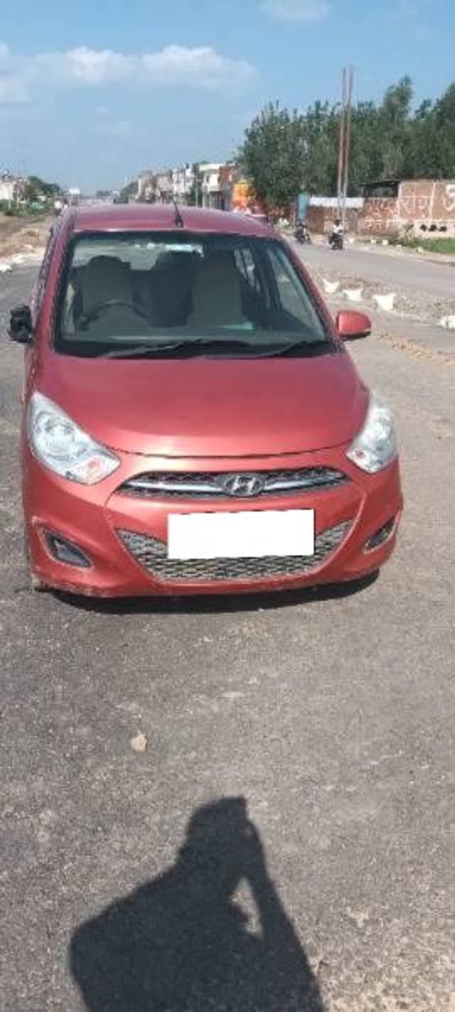 https://images10.gaadi.com/usedcar_image/3700046/original/processed_8df2bbd3-75f2-461c-919f-a84e18e563d8.jpg?imwidth=6400