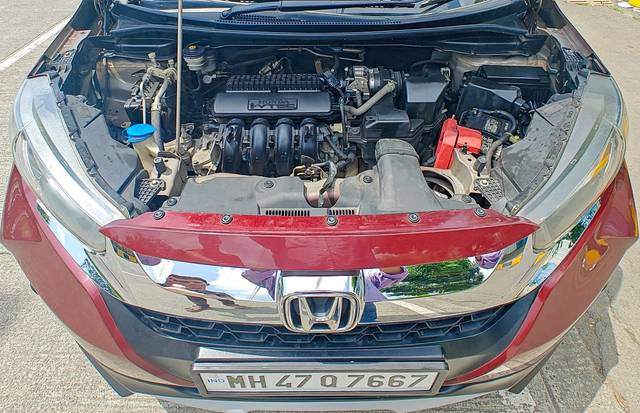https://images10.gaadi.com/usedcar_image/3700096/original/img2927171__used_car_2927171_1701583199.jpg?imwidth=6402