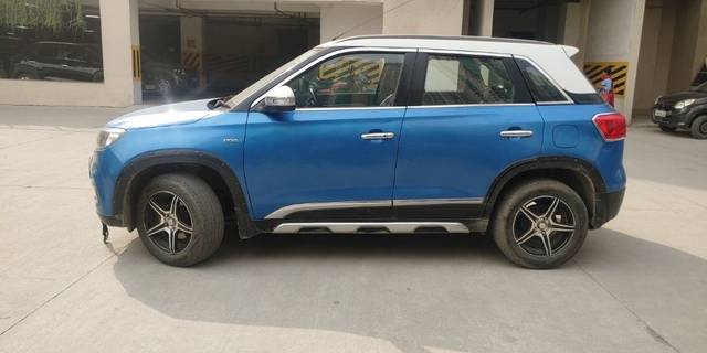 https://images10.gaadi.com/usedcar_image/3700266/original/26__VCC_IMG_1700979263777_1824212_95_1700979596.jpg?imwidth=6402