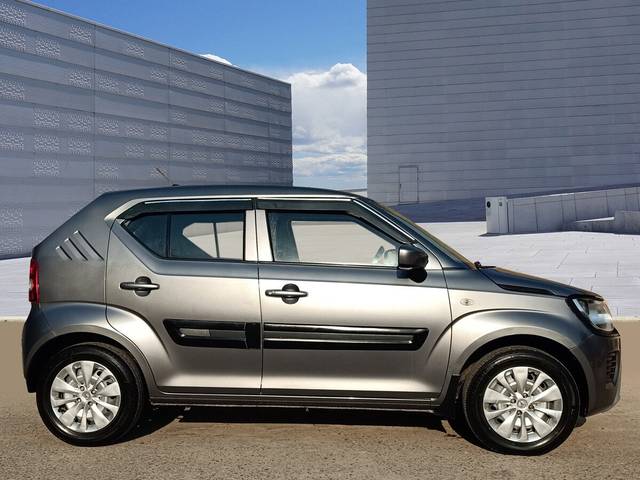 https://images10.gaadi.com/usedcar_image/3700322/original/img2927282__used_car_2927282_1701591239.jpg?imwidth=6401