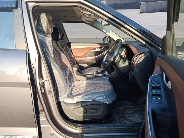 https://images10.gaadi.com/usedcar_image/3700333/original/img2927284__used_car_2927284_1701591425.jpg?imwidth=6401