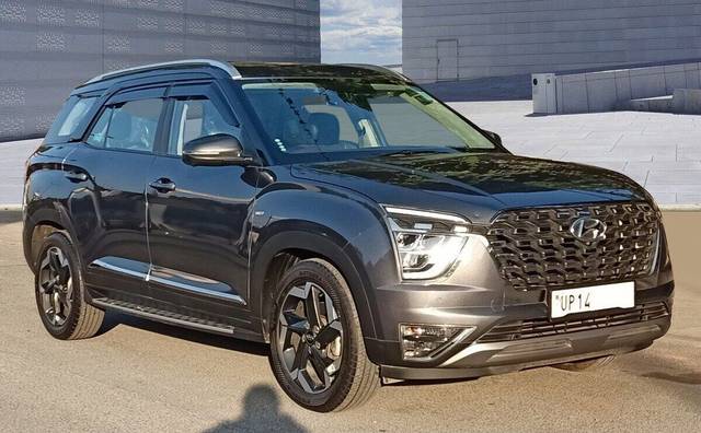 https://images10.gaadi.com/usedcar_image/3700333/original/img3700333__zz1_crop_img_656f093622e95_1701775670.jpg?imwidth=6400