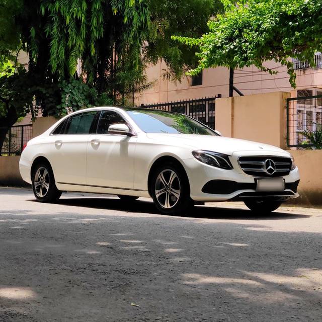 https://images10.gaadi.com/usedcar_image/3700428/original/processed_img2927323__used_car_2927323_1701594353.jpg?imwidth=6400