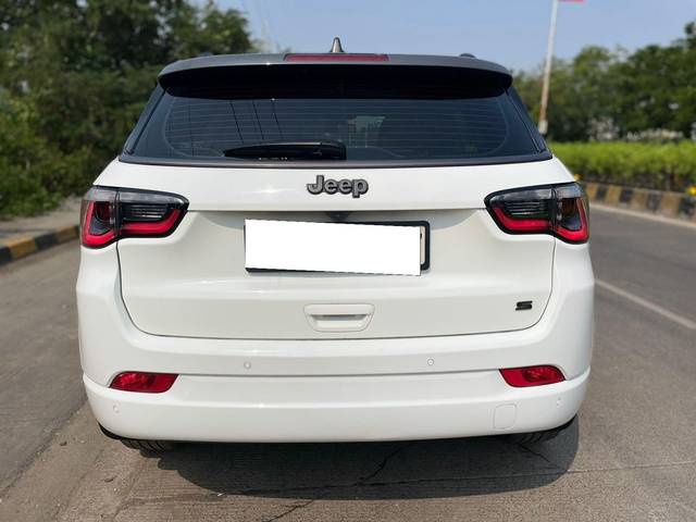 https://images10.gaadi.com/usedcar_image/3700485/original/processed_img2927352__usedcar_0c75a4ce_3265_4698_a845_5d79137106ea_28281701596770_1701596783.jpg?imwidth=6402