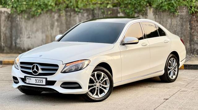 https://images10.gaadi.com/usedcar_image/3700531/original/img3700531__zz1_crop_img_656f10b60fc3d_1701777590.jpg?imwidth=6402