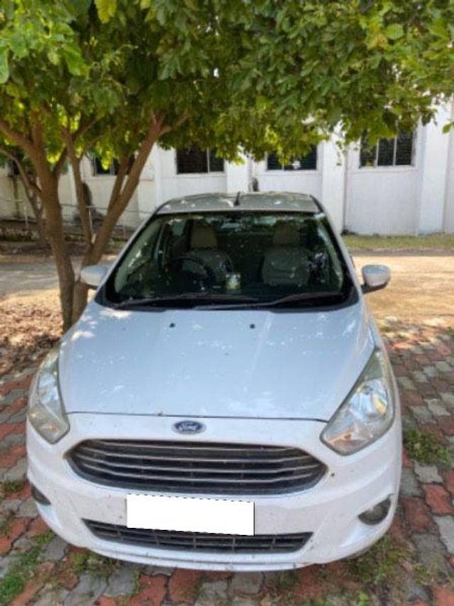 https://images10.gaadi.com/usedcar_image/3700579/original/processed_5a791d66-86a5-44a1-9230-5f1cef0be42d.jpeg?imwidth=6400