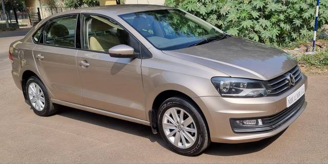 https://images10.gaadi.com/usedcar_image/3700605/original/img2927409__used_car_2927409_1701601972.jpg?imwidth=6400
