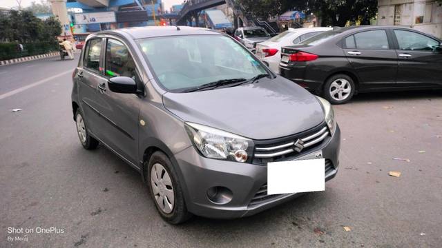 https://images10.gaadi.com/usedcar_image/3700658/original/processed_img2927441__used_car_2927441_1701603877.jpg?imwidth=6400