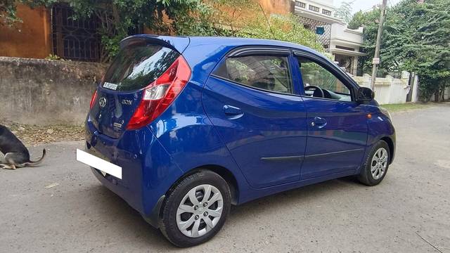 https://images10.gaadi.com/usedcar_image/3700661/original/processed_img2927443__used_car_2927443_1701603979.jpg?imwidth=6401