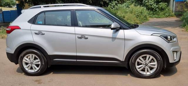 https://images10.gaadi.com/usedcar_image/3700663/original/processed_img2927445__used_car_2927445_1701604072.jpg?imwidth=6401