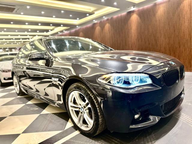 https://images10.gaadi.com/usedcar_image/3700682/original/img2927452__used_car_2927452_1701604556.jpg?imwidth=6400