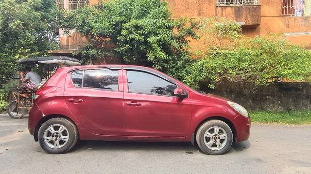https://images10.gaadi.com/usedcar_image/3700690/original/img2927456__used_car_2927456_1701604914.jpg?imwidth=6401